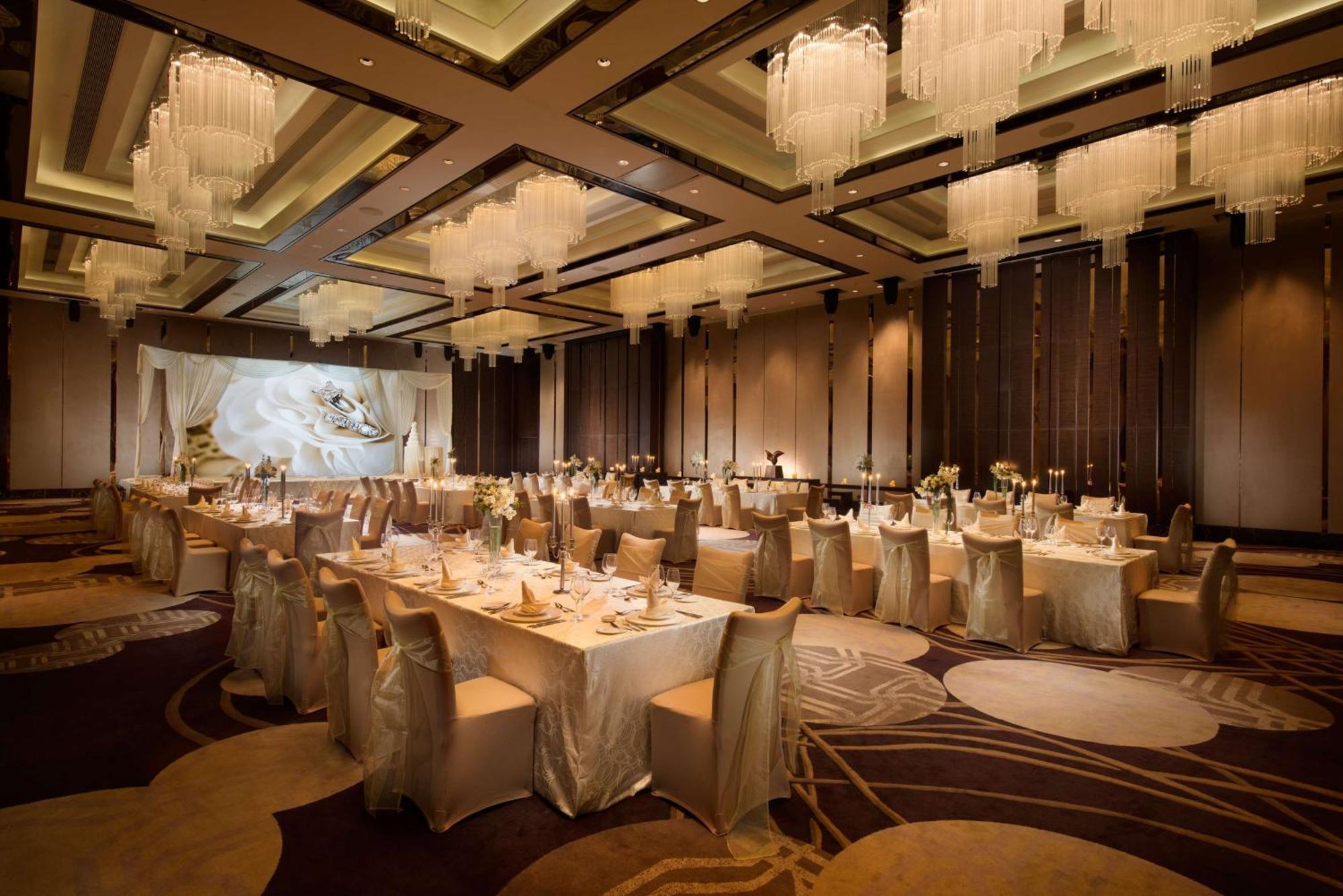 Hilton Shenzhen Futian, Metro Station At Hotel Front Door, Close To Futian Convention & Exhibition Center Εξωτερικό φωτογραφία