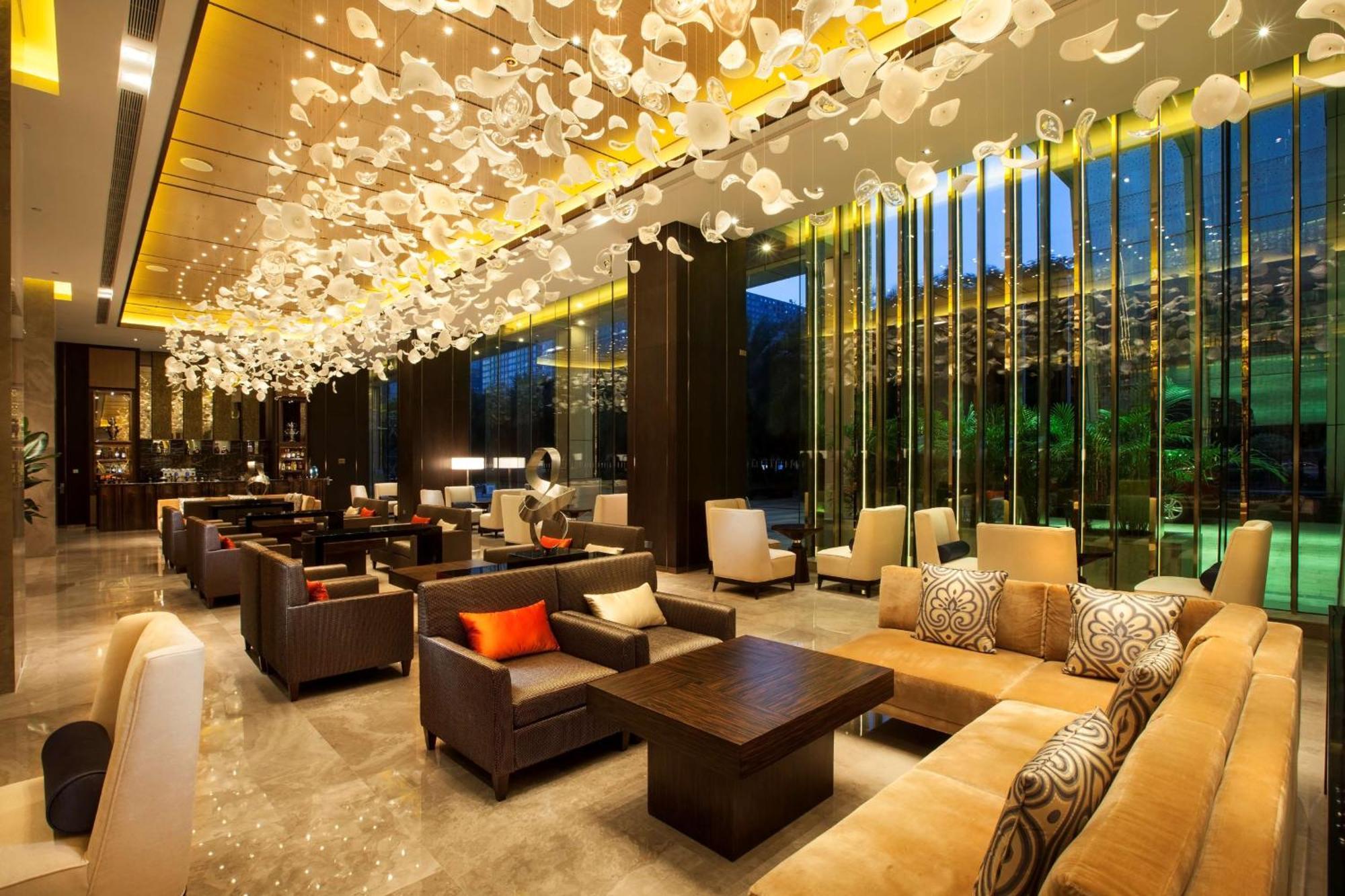 Hilton Shenzhen Futian, Metro Station At Hotel Front Door, Close To Futian Convention & Exhibition Center Εξωτερικό φωτογραφία