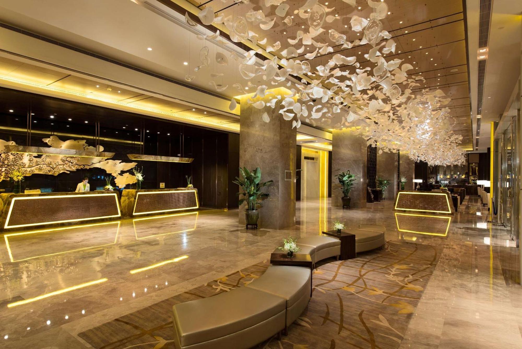Hilton Shenzhen Futian, Metro Station At Hotel Front Door, Close To Futian Convention & Exhibition Center Εξωτερικό φωτογραφία
